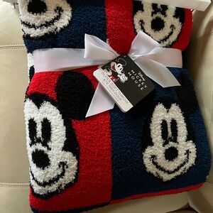Disney Mickey Mouse Throw/Blanket